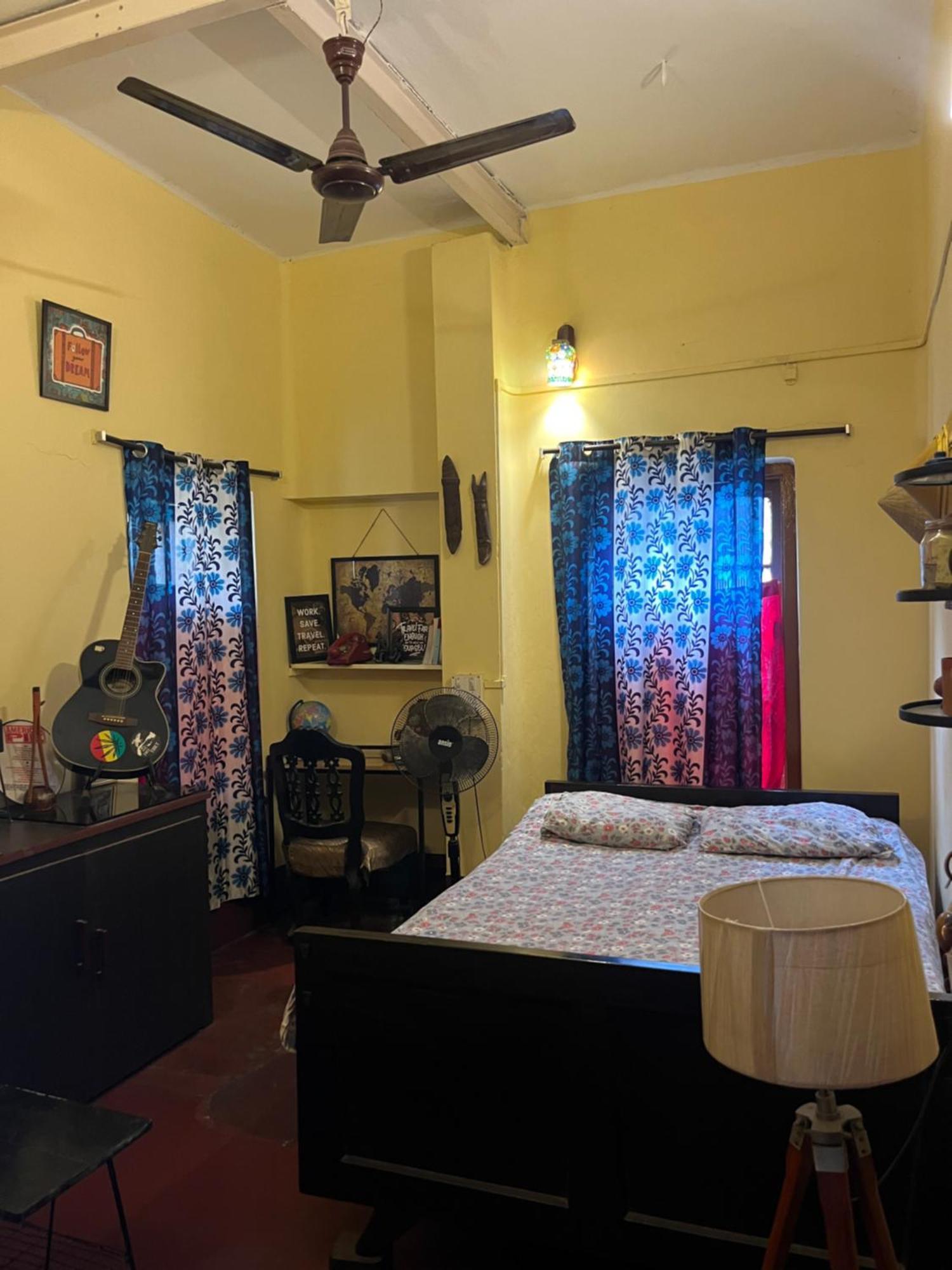 Calcutta Backpackers Homestay -Only For Backpackers & Travellers ภายนอก รูปภาพ